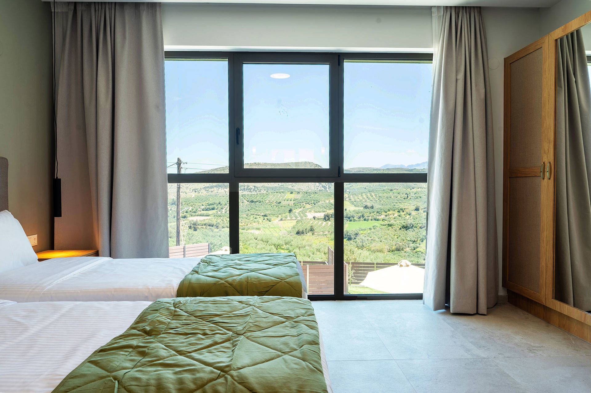 

Adorian-Suites-Crete-1273.jpg