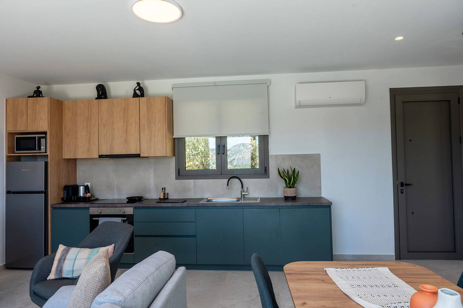 

Adorian-Suites-Crete-1070.jpg